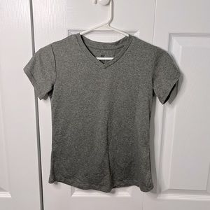 CHAMPION GIRLS V- NECK GREY T SHIRT